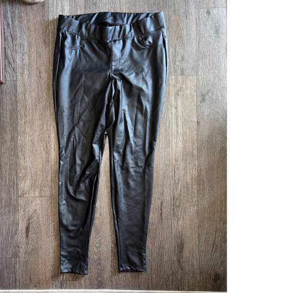 torrid Pants - Torrid size 1 1x leather ‘look’ polyester black pants